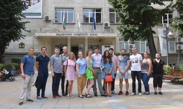 Студенты укрепляют международные связи