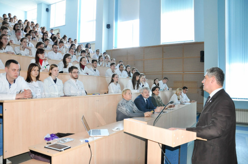 Будущие нейрохирурги готовятся к олимпиаде на приз губернатора Тюменской области