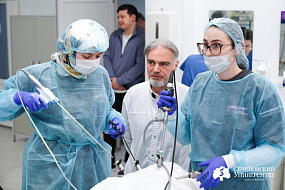  Первый в России хирургический тренажер с биоорганокомплексами и «Умным помощником» опробовали в Сеченовском Университете 